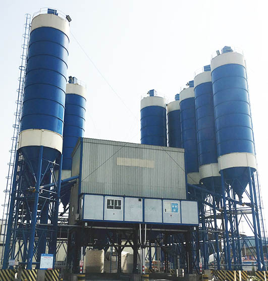 polycarboxylate superplasticizer (PCE)